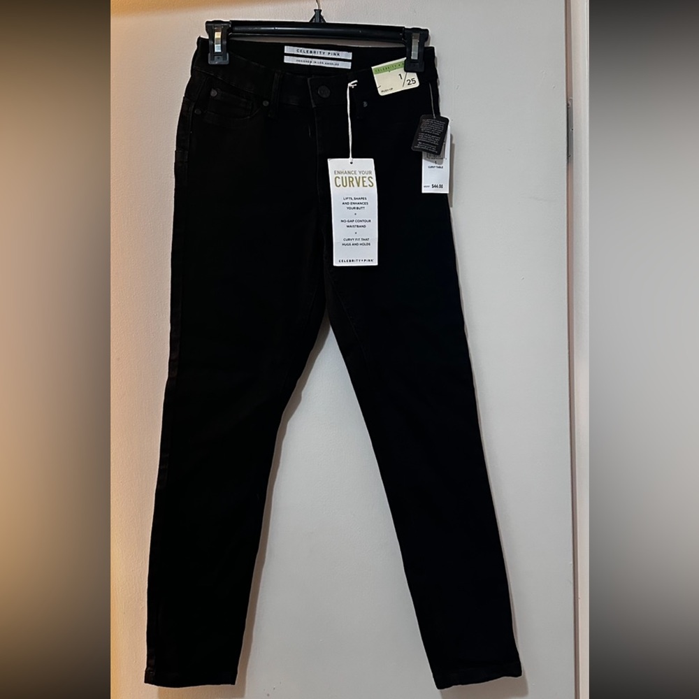 Celebrity Pink Body Sculpt Push Up Jeans Size 1 - NWT
